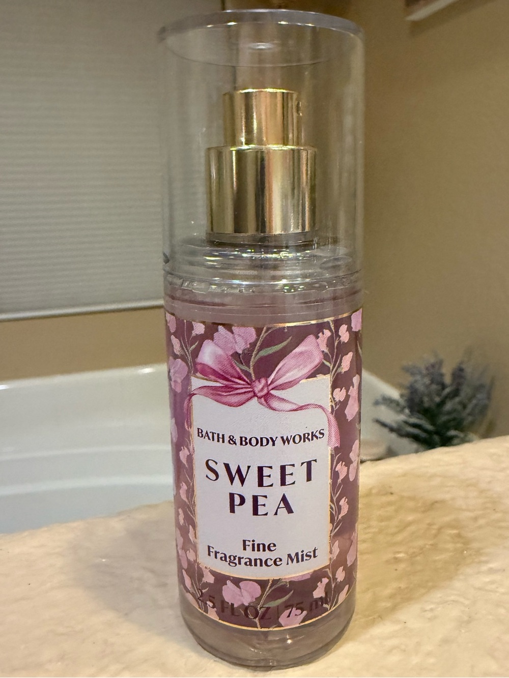 Bath and Body Works Sweet Pea Fine Fragrance Mist